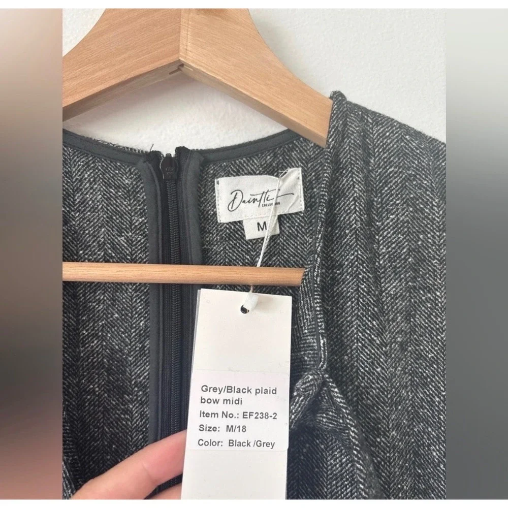 NWT Daintti Plaid Bow Midi Dress – Black/Grey – Size M - Picture 3 of 4